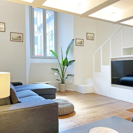 "La Portineria" Charming Apartment Old Town Como Lake ภายนอก รูปภาพ
