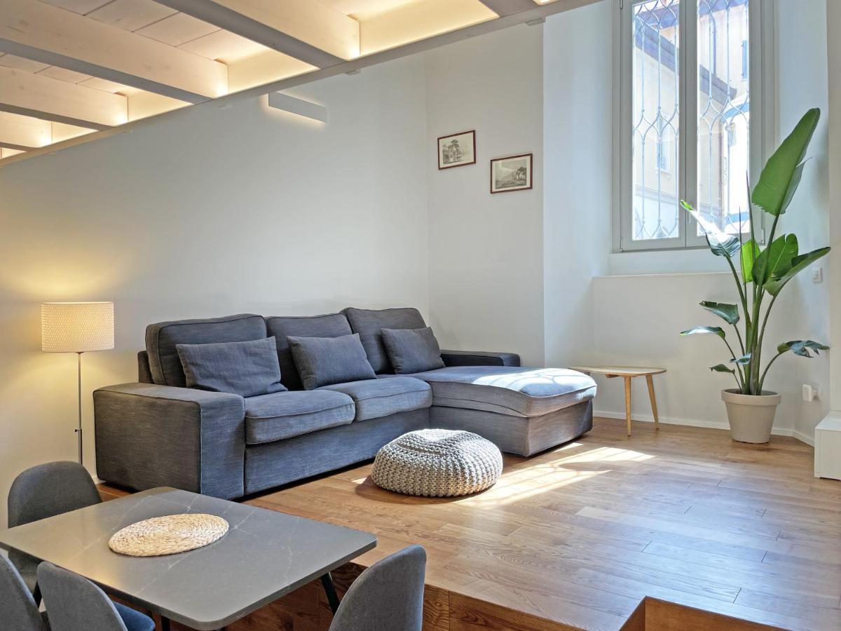"La Portineria" Charming Apartment Old Town Como Lake ภายนอก รูปภาพ