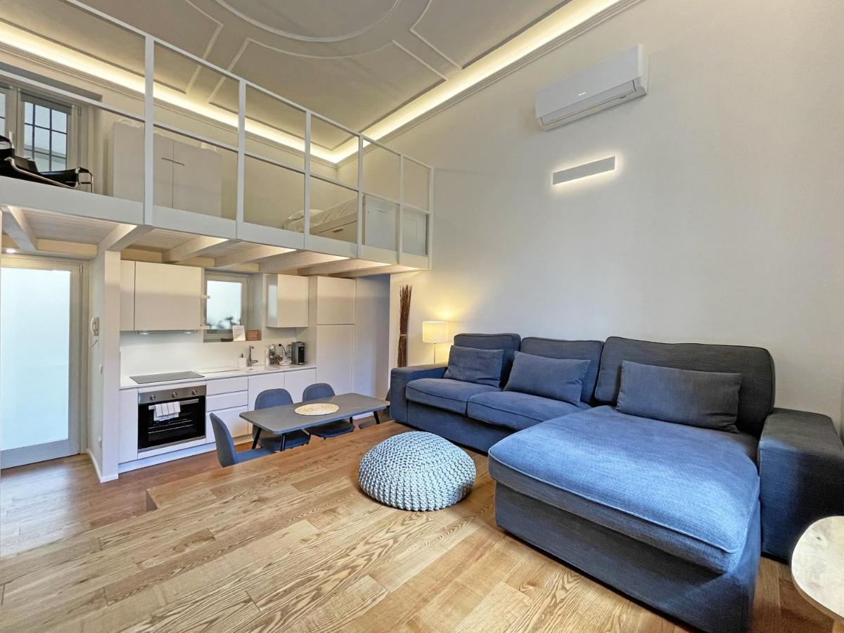 "La Portineria" Charming Apartment Old Town Como Lake ภายนอก รูปภาพ